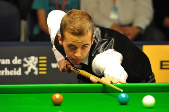 防跑方面都 防跑方面都