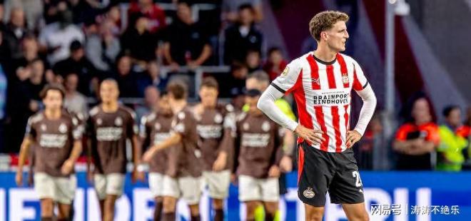 屡创佳绩的 屡创佳绩的